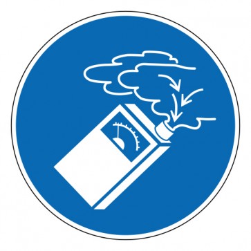Schild Gebotszeichen Gasdetektor benutzen · ISO 7010 M048 · selbstklebend