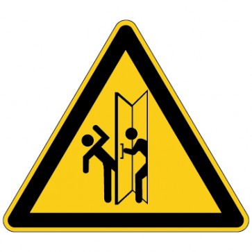 Warnschild Warnung vor Verletzungsgefahr im Schwenkbereich von Türen