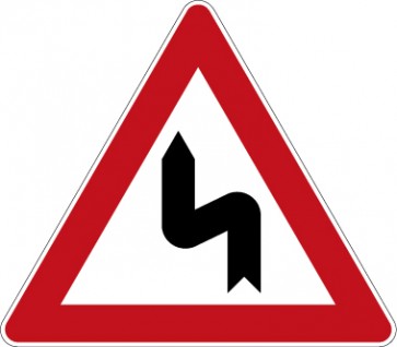 Aufkleber Gefahrzeichen Doppelkurve (zunächst links) · Zeichen 105-10 | stark haftend - Verkehrszeichen STVO