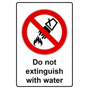 Schild Verbotszeichen Piktogramm & Text englisch · Do not extinguish with water (Verbotsschild)