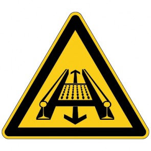 Warnzeichen Warnung vor Gefahr durch eine Förderanlage im Gleis · MAGNETSCHILD